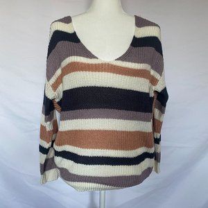 Fashion Nova - Twist Back Sweater